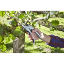 Comfort Hefboomsnoeischaar SmartCut - Gardena -Buitentuin Winkel comfort hefboomsnoeischaar smartcut gardena 4 7