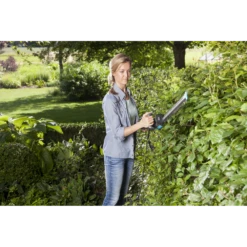 Elektrische Heggenschaar EasyCut 420/45 - Gardena -Buitentuin Winkel elektrische heggenschaar easycut 420 45 gardena 5 7