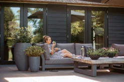 Capi Bloempot Hoog Nature Elegant Deluxe Rib NL - D56 X H84cm - Donkergrijs -Buitentuin Winkel vaas elegant deluxe rib nl 56x84 donkergrijs bloempot 2 4